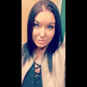 Meet your Posher, Mallory